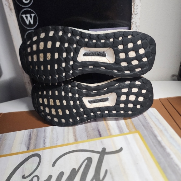 ADIDAS ULTRA BOOST 1.0 SIZE 7 MULTI COLOR TOE NAVY LIKE CHINESE NEW YEAR BB7801 - Picture 5 of 5